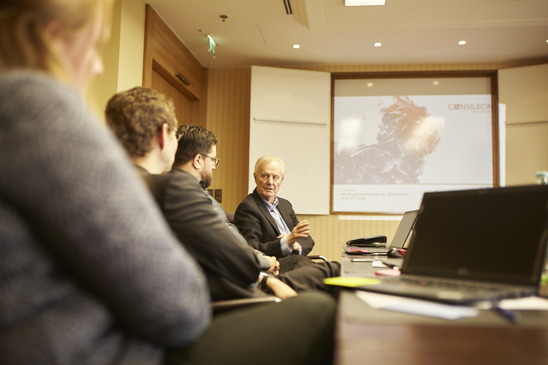 Mitarbeiter in einem Meeting