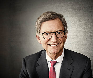 Portrait von Dr. Alexander Erland